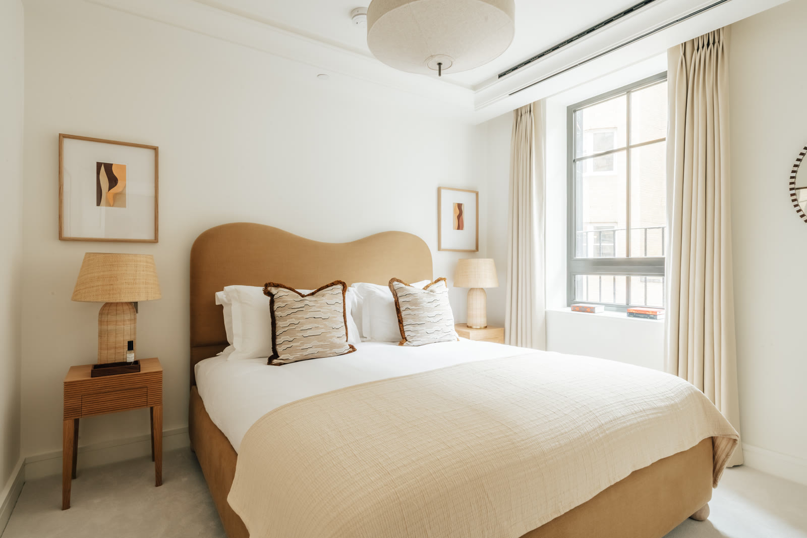 Bedroom at SLO Claridge House